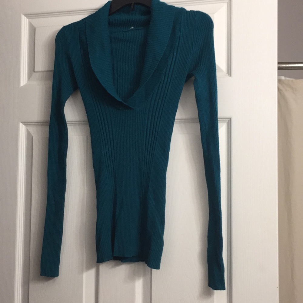 Long sleeve top